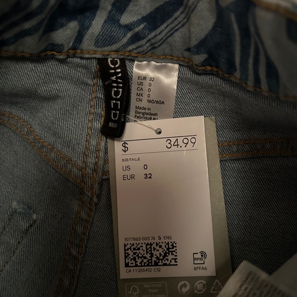 Jeans shorts from H&M - Picture 3 of 3